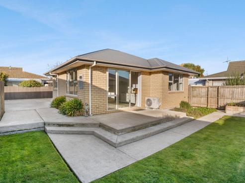 4/353 Main South Road, Hornby