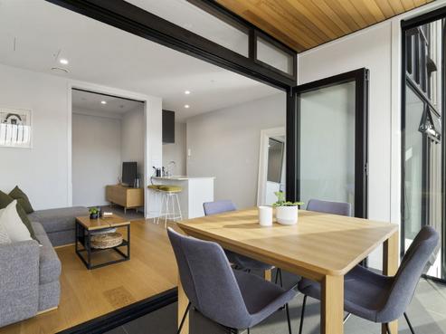 102/80 Anzac Street, Takapuna