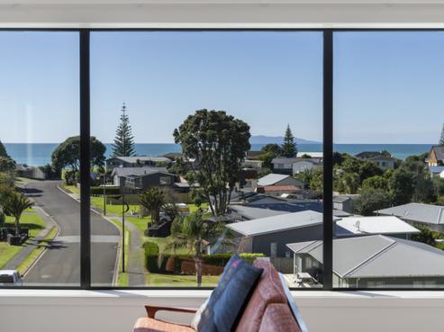 24 Dolphin Drive, Whiritoa