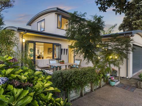 422 Otahu Road, Whangamata