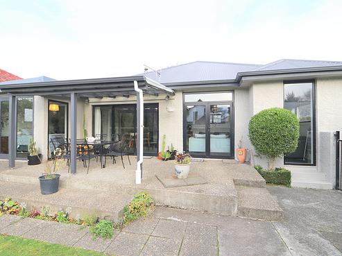 74 Alice Street, Gladstone