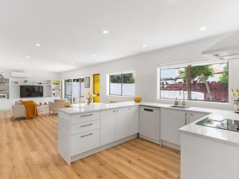 3/4 Beach Road, Orewa