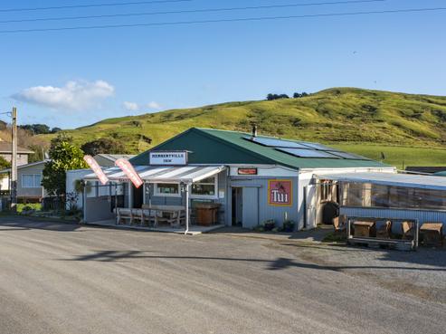 12 Seaview Road, Pongaroa