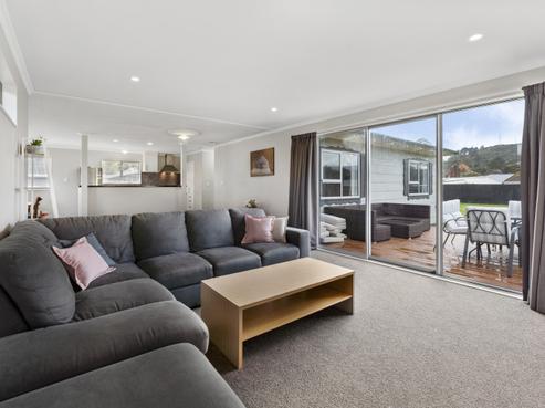 41B Larchmont Grove, Totara Park