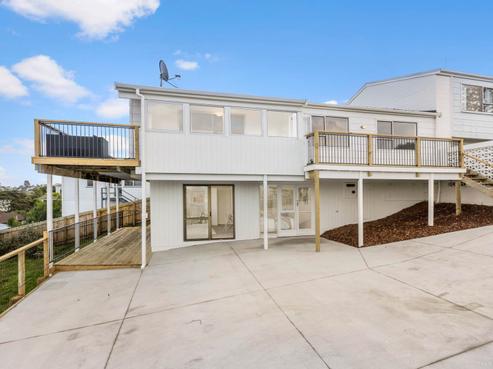 2/81 Target Road, Totara Vale