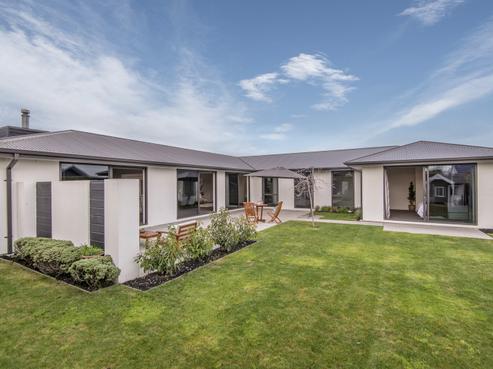 6 Watkins Place, Lincoln