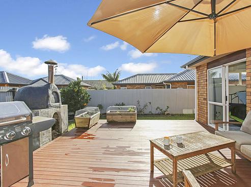5D Landon Place, Pukekohe
