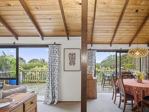 9 Woodlands Avenue, Snells Beach