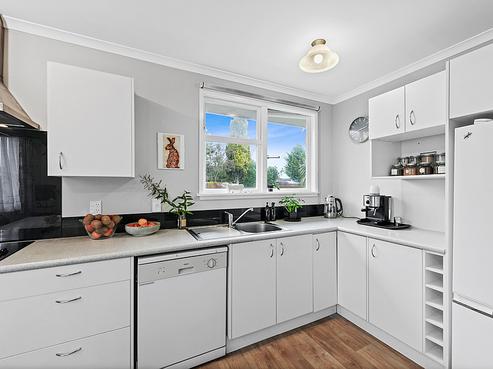 250 Seaview Road, Stoke