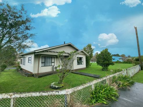 2 Golf Links Road, Kaiata