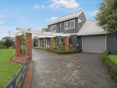 52 Vagues Road, Northcote