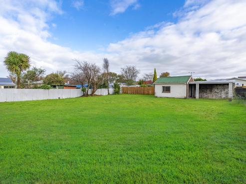 18 Richmond Road, Carterton