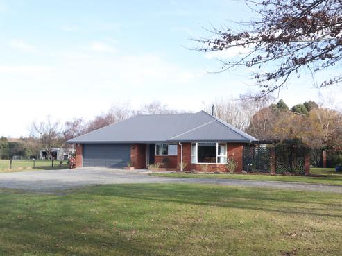 306 Beach Road East, Elgin