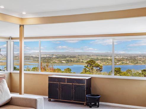 55 Attwood Road, Paremoremo