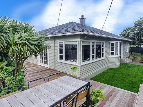 11 Inglis Street, Seatoun