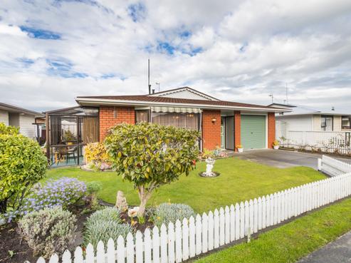 99 Warwick Street, Feilding