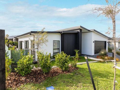 45 Ara Hereke, Waikanae