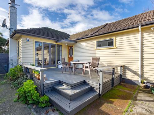 9 Charles Street, Belmont
