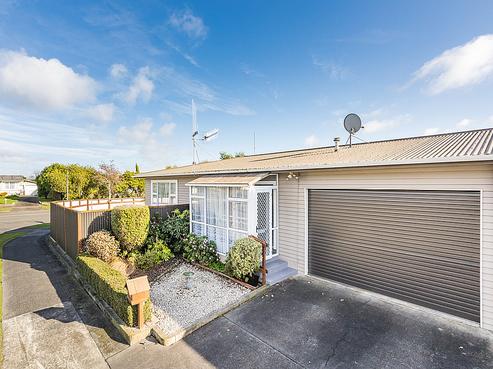 46 Abraham Crescent, Milson