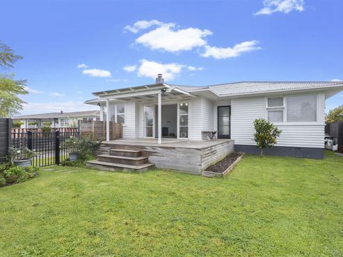 3 Clinton Avenue, Te Atatu Peninsula