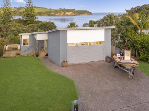 10 Double Bay Place, Army Bay