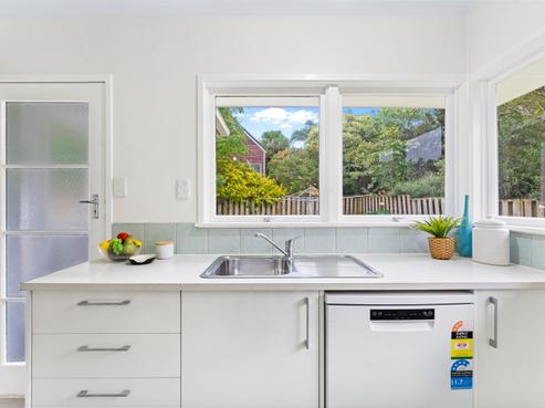 2/53 Richards Avenue, Forrest Hill