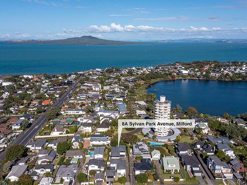 8A Sylvan Park Avenue, Milford
