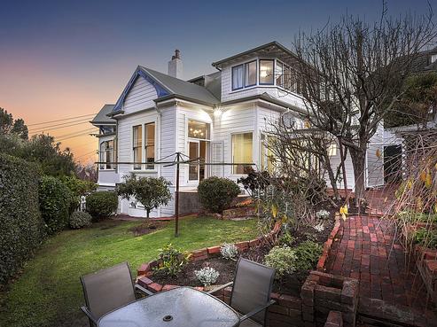 15 Scarba Street, Roslyn
