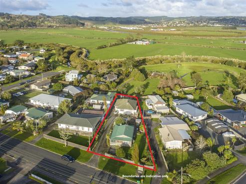 2 Waiwera Avenue, Parakai
