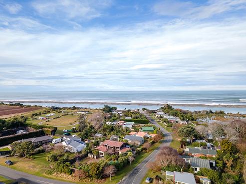 89 Pacific Drive, Southbridge