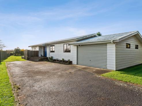 17 Lee Road, Hannahs Bay