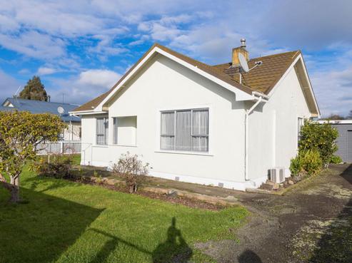 8 Swinburn Street, Dannevirke