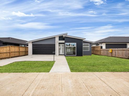 61 McLarin Road, Glenbrook