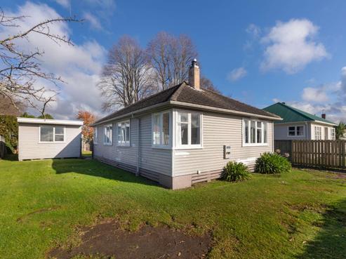 123 Clinkard Avenue, Glenholme