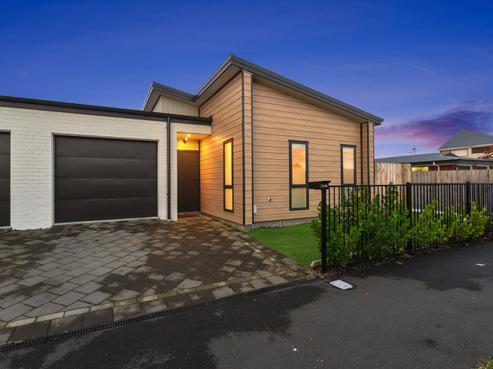 2/146 Sandwich Road, Saint Andrews