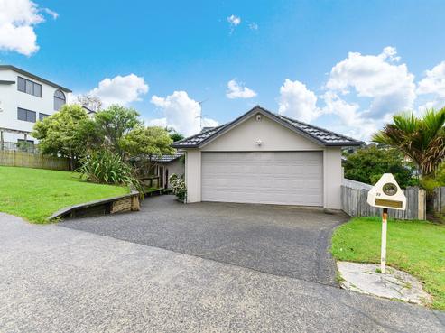 32 Caversham Drive, Torbay