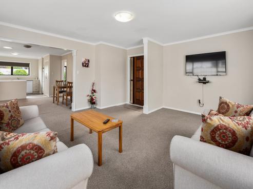 1 Goodwin Avenue, Springfield