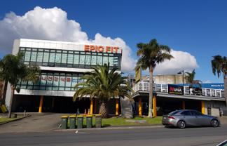 Perfect opportunity, restaurant or retail shop