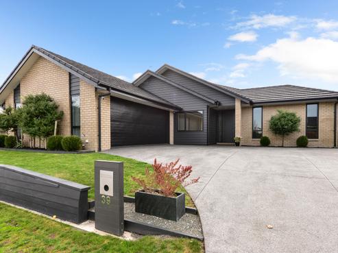 39 Helen June Avenue, Flagstaff