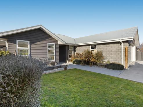 4 Tohill Court, Alexandra