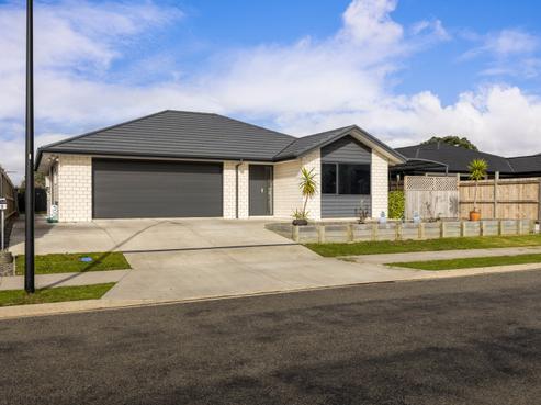 8 Longstaff Drive, Bell Block
