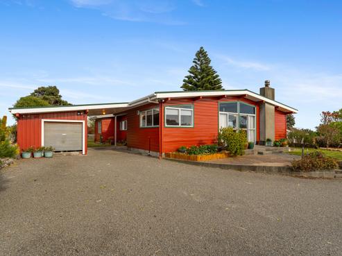 53 Toi Street, Otaki Beach