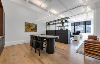 STUNNING NEW OFFICE SPACE
