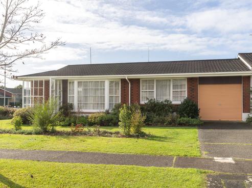 35 Howell Avenue, Riverlea