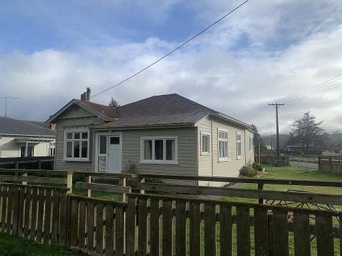 3 Esk Street, West Otago Surrounds