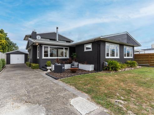 6 Newhaven Place, Roslyn
