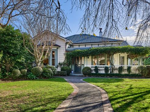83 Penrose Street, Woburn