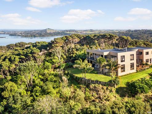 15 Bush Point Road, Kerikeri