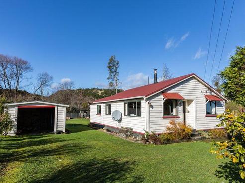 172 Ikamatua Highway, Ikamatua