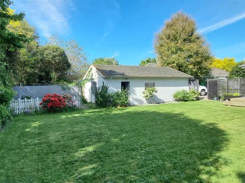 207 Grahams Road, Burnside